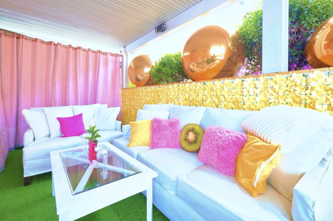 The covered outdoor lounge